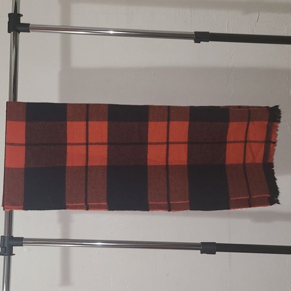 Scarfs - Picture 6 of 8